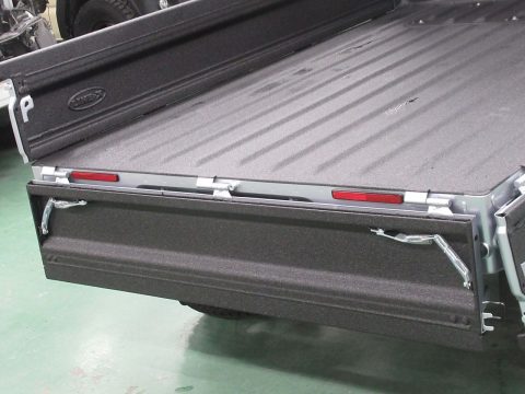 ハイゼット　荷台保護　LINE-X　リアゲート